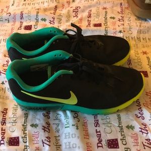 Used size 7 Nike air max